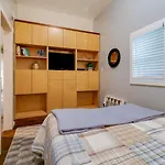Southern Charmer-Historic District Downtown-Front Porch-Walk Score 90!!-Private Parking-1 Minute To Forsyth Park