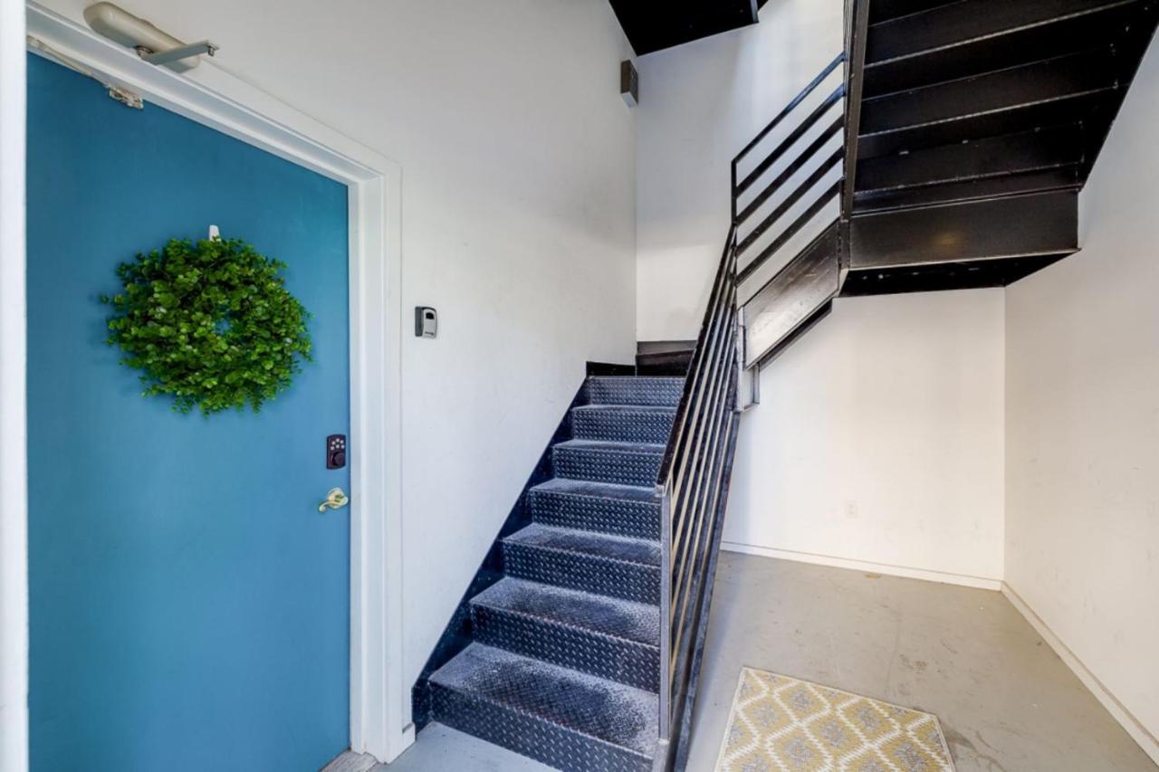 Сasa de vacaciones Southern Charmer-historic District Downtown-front Porch-walk Score 90!!-private Parking-1 Minute To Forsyth Park Savannah